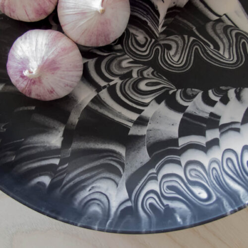 Poured Bowl – Large – Black with White – Detail Shot – Troels_Flensted – 300dpi